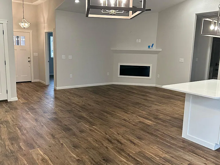 3904 Churchill Downs Rd — Photo 8
