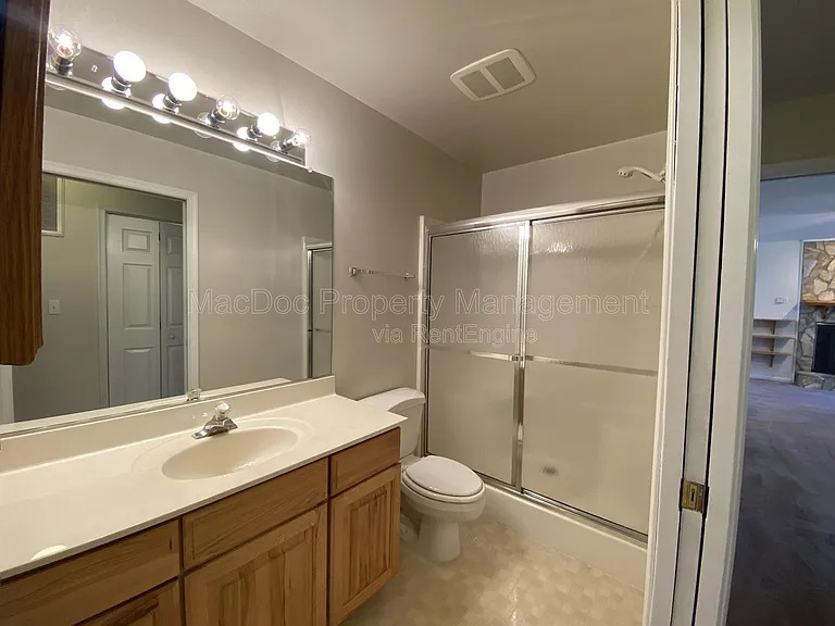 10207 Battlefield Dr — Photo 7