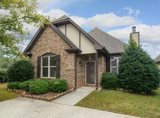 1152 Washington Dr, Moody, AL 35004