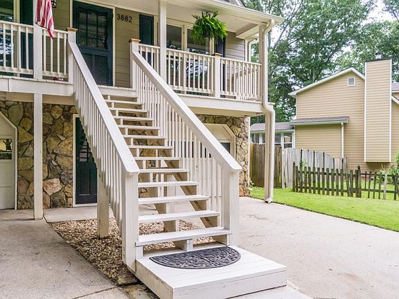 3rd image of 3882 Stone Hearth Pl