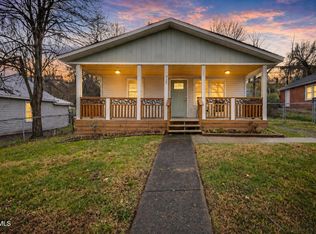 925 Dorothy St, Kingsport, TN 37660