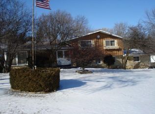 16540 Cherry Hill Dr, Brookfield, WI 53005