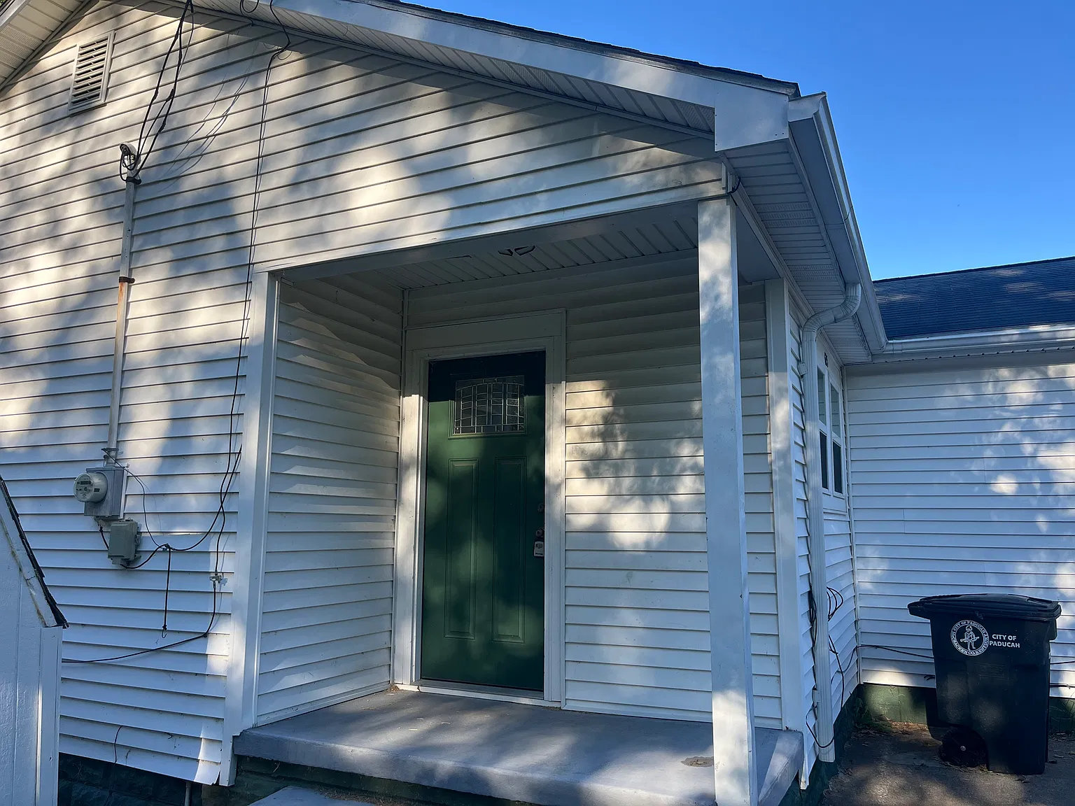 2 bed, 1083 sqft, $1,300 — Photo 2
