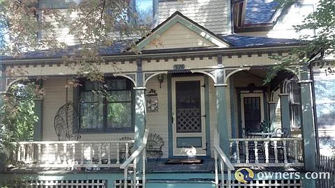 926 Vine St photo 1