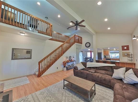 5th image of 1271 Walnut Dr