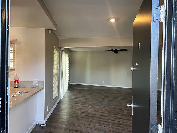 3rd image of 3636 Redondo Beach Blvd #A
