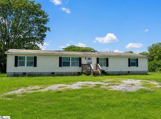 170 Cooper Rd, Campobello, SC 29322