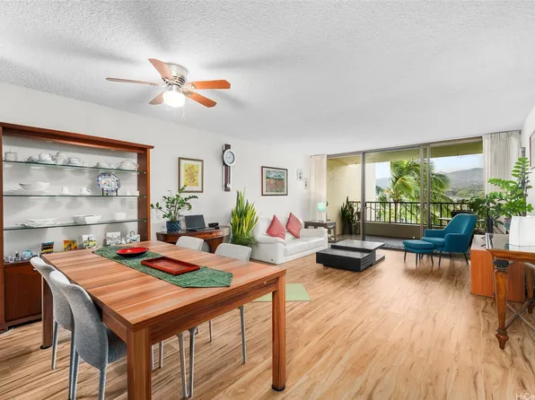500 Lunalilo Home Rd APT 26L, Honolulu, HI 96825