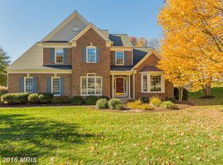 9605 Savannah Crossing Ct, Vienna, VA 22182