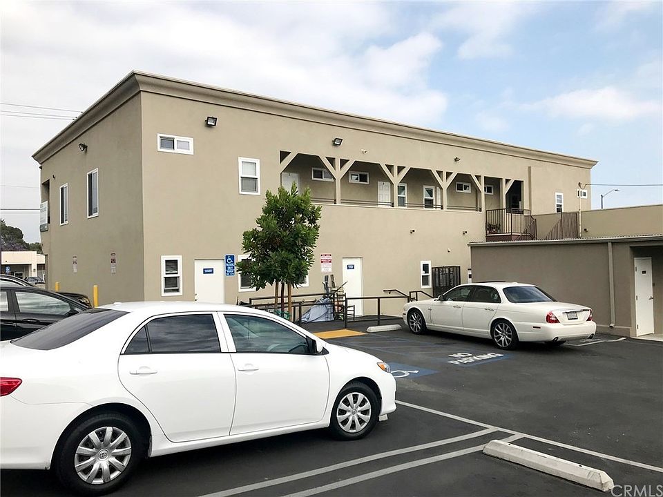 1st image of 1349 N Altadena Dr APT A