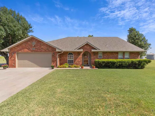 13552 NE King Rd, Fletcher, OK 73541