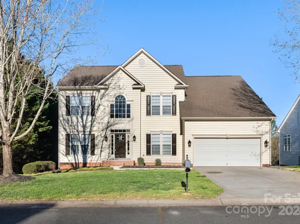 818 Circle Trace Rd, Monroe, NC 28110