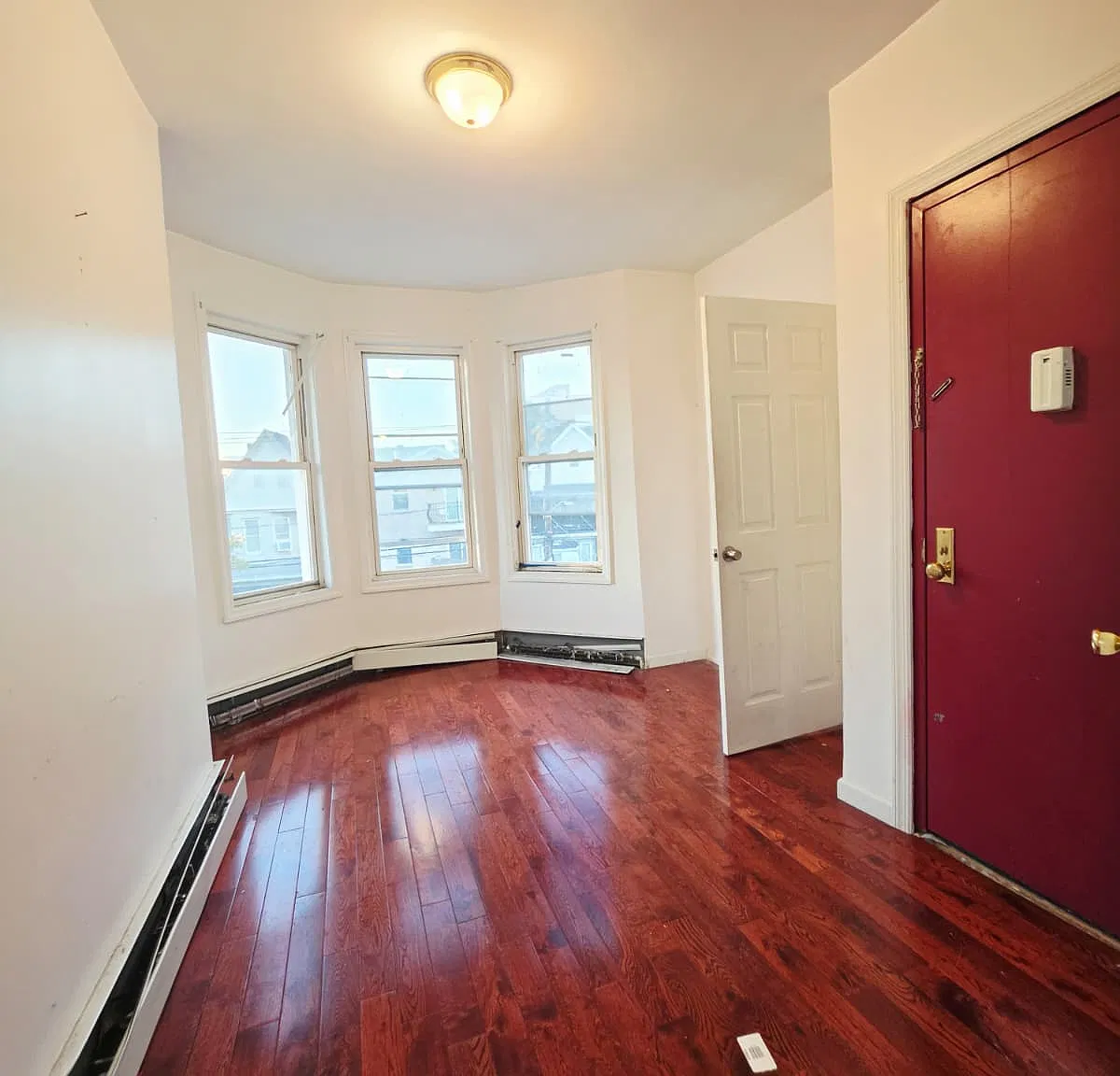 244 Princeton Ave — Photo 4