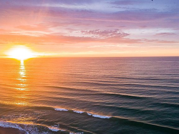 2nd image of 330 Cape Lookout Loop