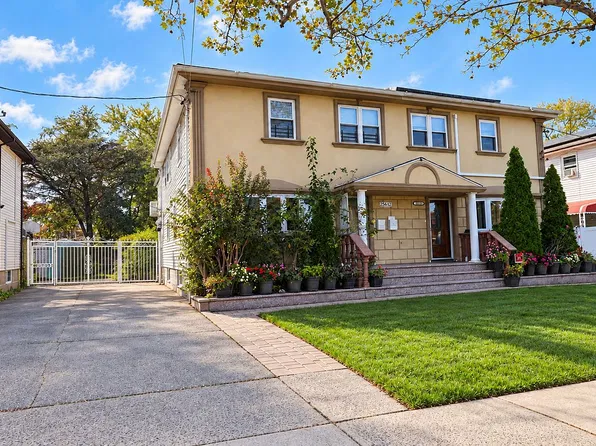 25612 147th Ave, Rosedale, NY 11422
