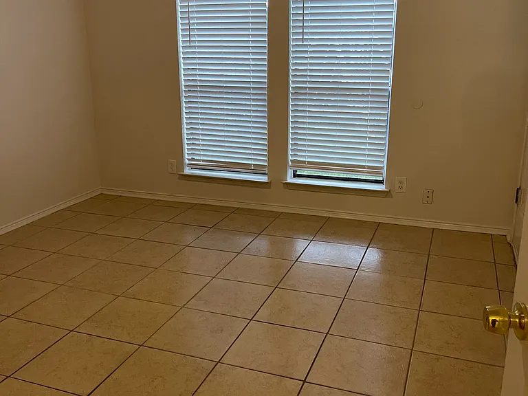 3 bdrm