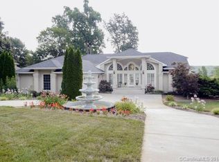2220 Lake Ridge Dr, Belmont, NC 28012
