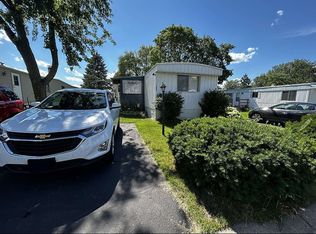 1642 Knight St, Shoreview, MN 55126