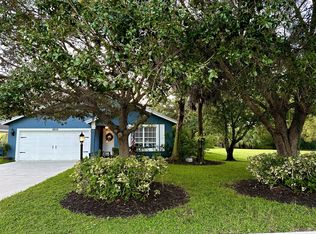 8828 SW Horizon Ct, Stuart, FL 34997