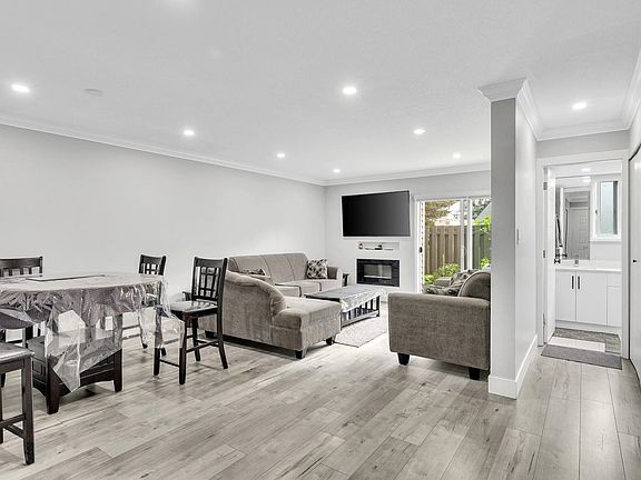 5th image of 32550 Maclure Rd #177