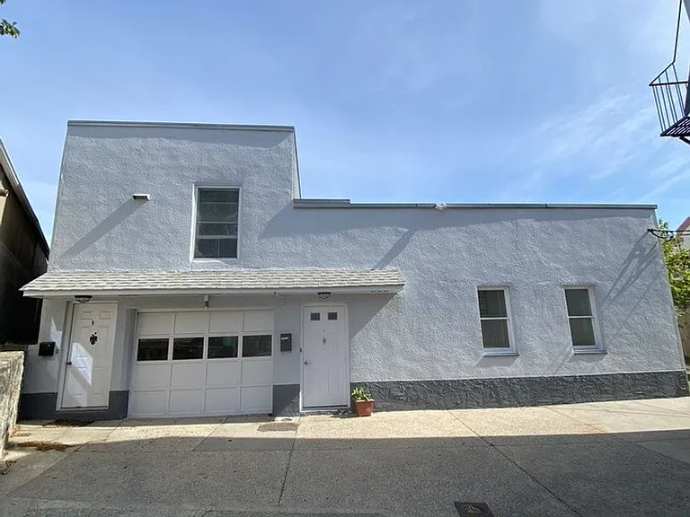 11 Cedar Street — Photo 9
