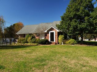 1378 Jonestown Rd, Winston Salem, NC 27103