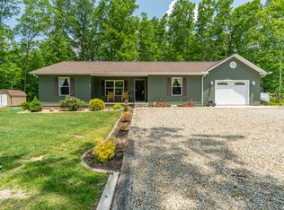 890 Buffalo Trl, Clarkrange, TN 38553