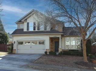 6109 Blakeman Ln, Raleigh, NC 27617