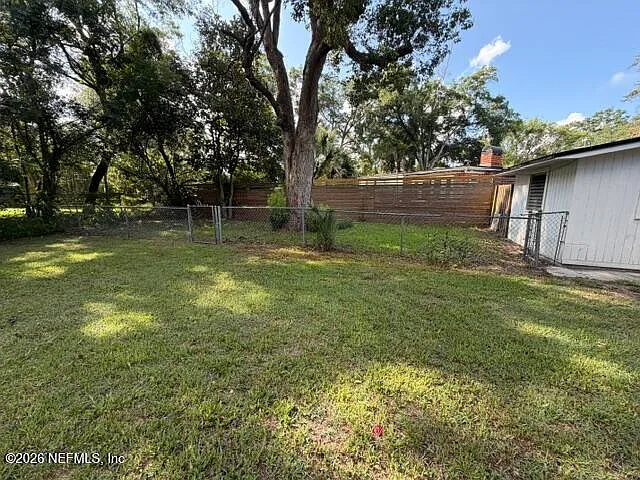2404 Red Oak Dr — Photo 21