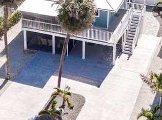 114 Lovers Ln, Fort Myers Beach, FL 33931