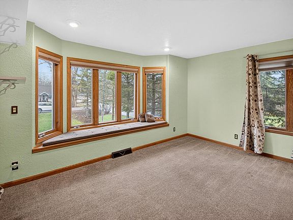 3rd image of 9934 28th AVENUE