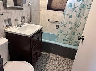 1196 E Archwood Ave — Photo 5