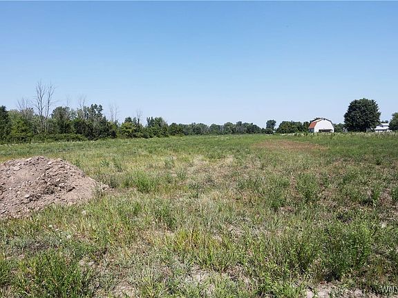Land on Braley is part of this parcel