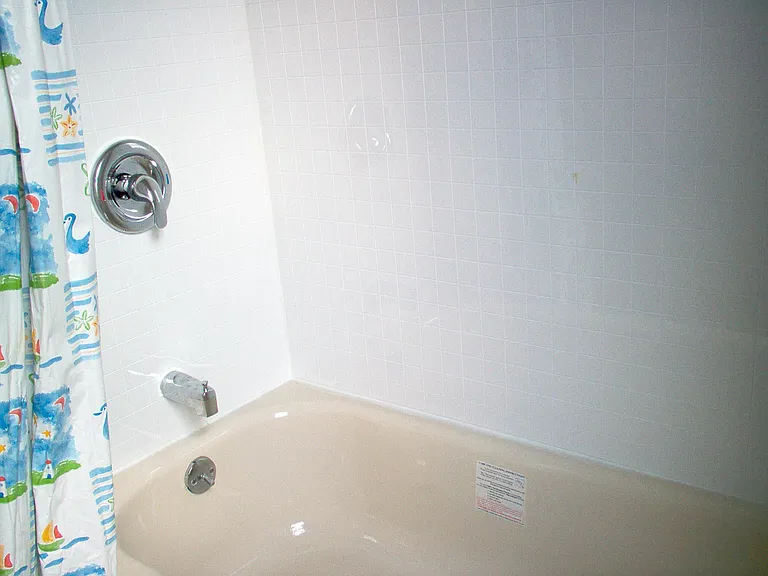 Sullivant Ave — Photo 3