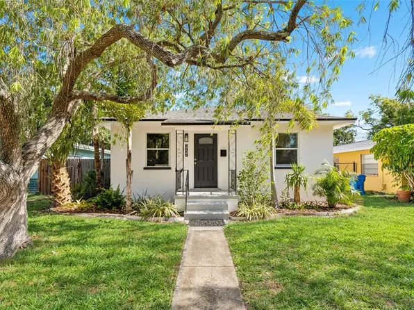 3737 Burlington Ave N, Saint Petersburg, FL 33713