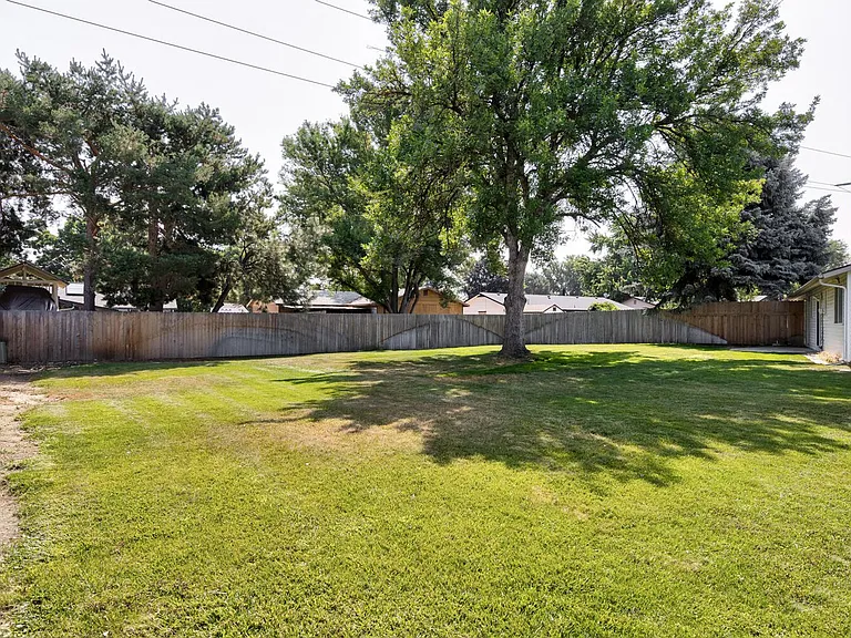 Complete Remodel near Boise River _ Pet Friendly! — Photo 24