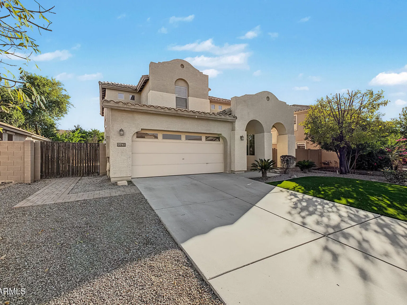 4 bed, 3.0 bath, 2419 sqft, $2,545 — Photo 4