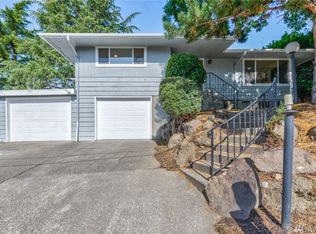 5926 S Eastwood Dr, Seattle, WA 98178