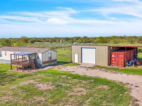 8038 Harden Oaks, Quinlan, TX 75474