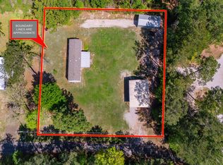 275 Bryan St, Zavalla, TX 75980