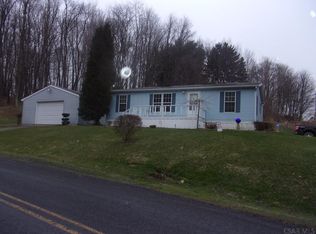 106 Roytown St, Somerset, PA 15501