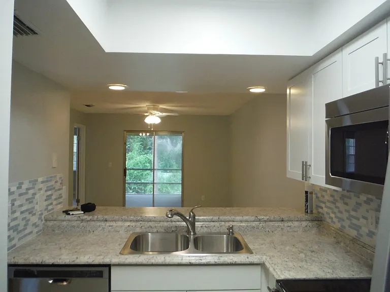 3035 Sir Hamilton Cir — Photo 9