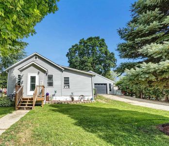 210 S Maple Ave, Oconto Falls, WI, 54154