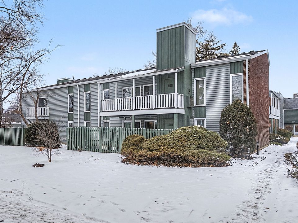 1st image of 2099 Creekside Dr #1-4