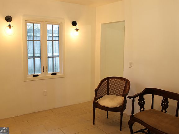 3rd image of 1205 Standard Dr NE APT 1