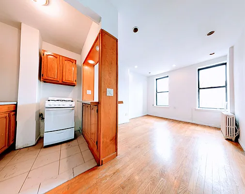 Rented by Union Square Property Management | media 11