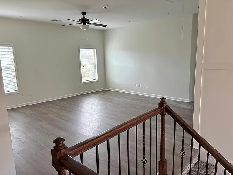 241 Saint Lucie Dr — Photo 23