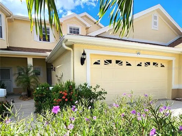 642 SPRING LAKE CIRCLE, TARPON SPRINGS, FL 34688