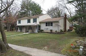 1st image of 6 Sandalwood Dr