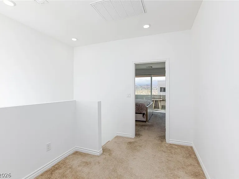 7792 Vino Vranec Ct — Photo 15